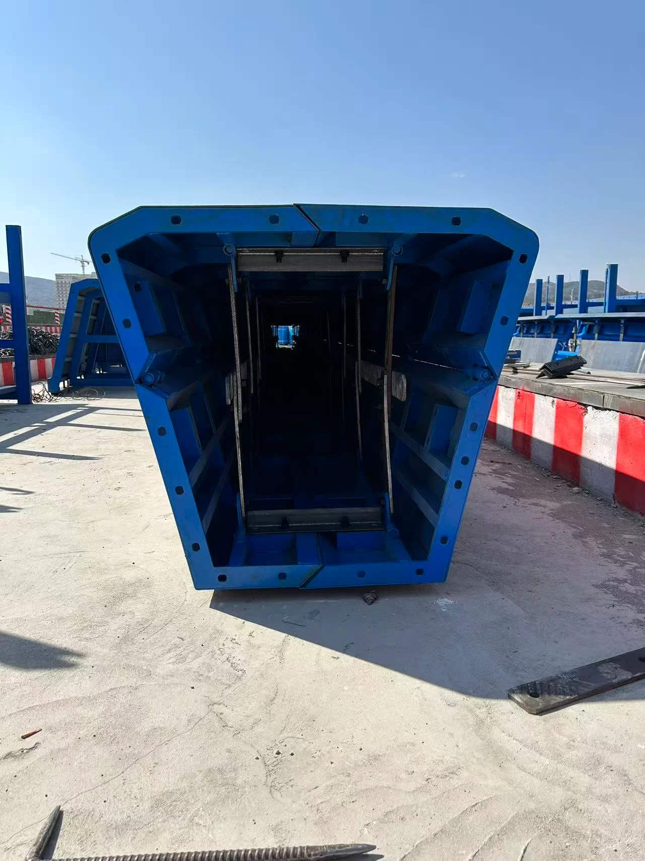 箱梁钢模板 · 原图 3