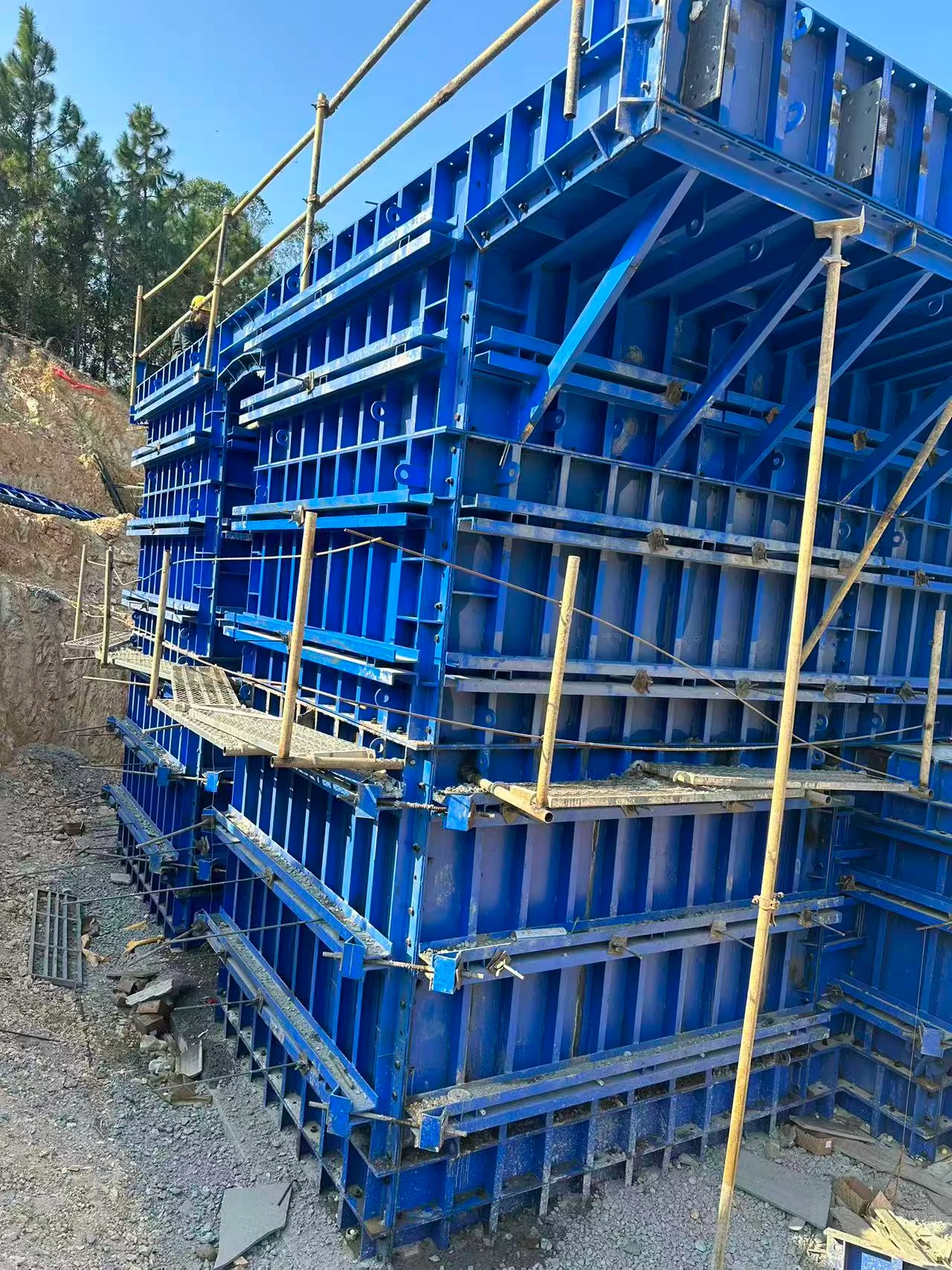 High-speed railway abutment formwork